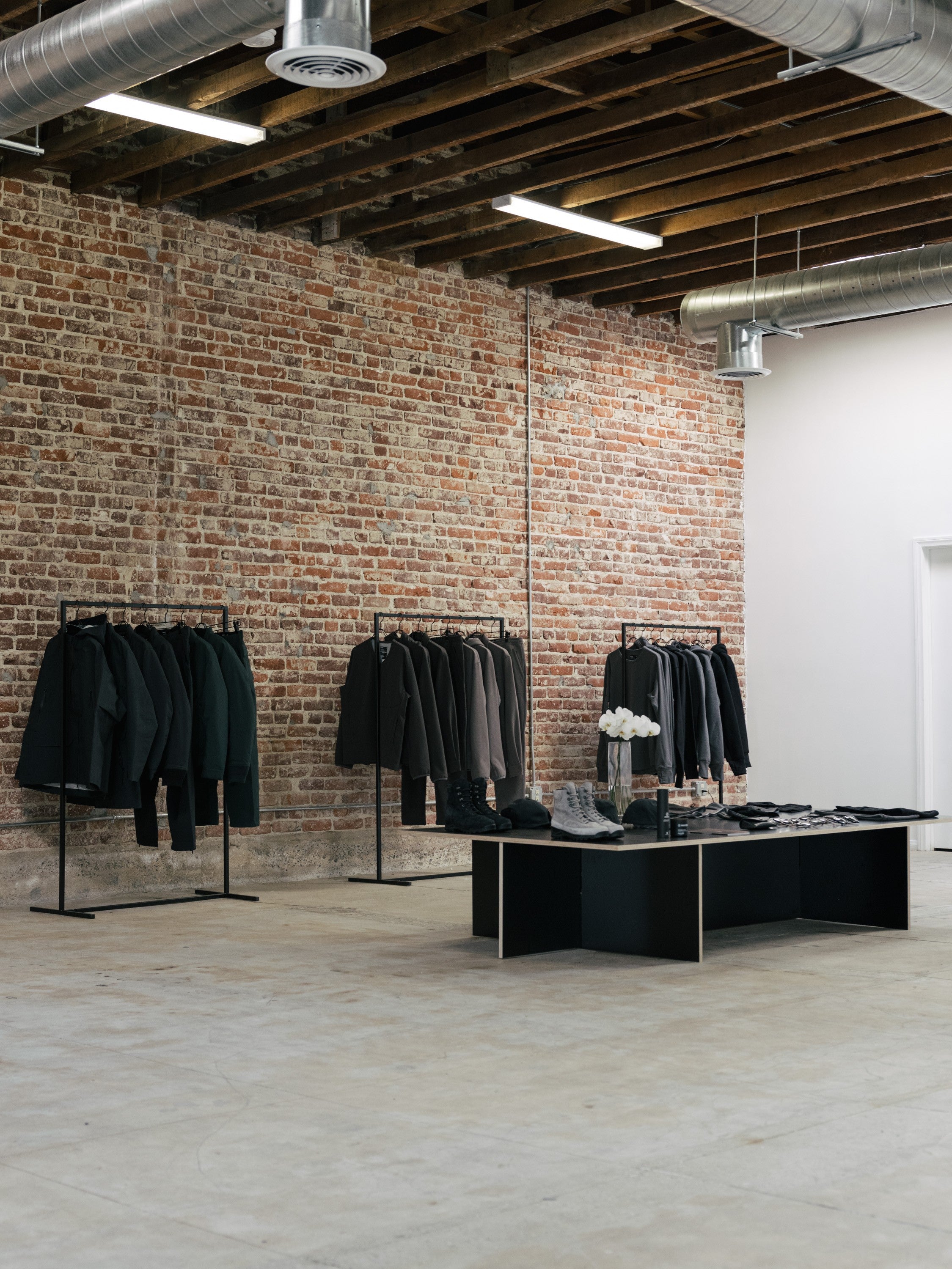 8' x 4' - Low Table - Black