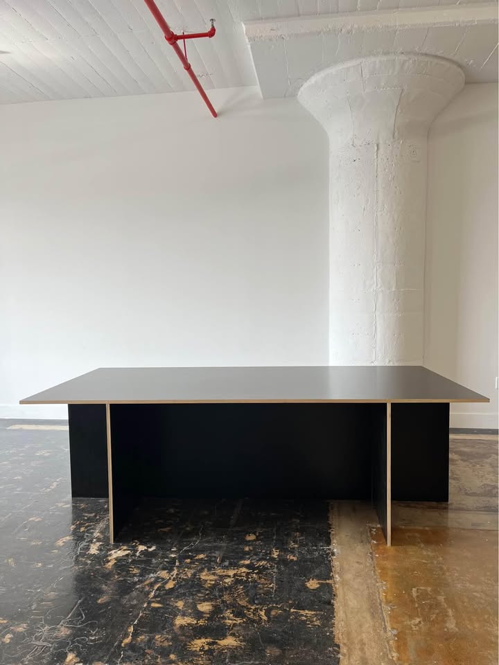 8' x 4' - Table - Black